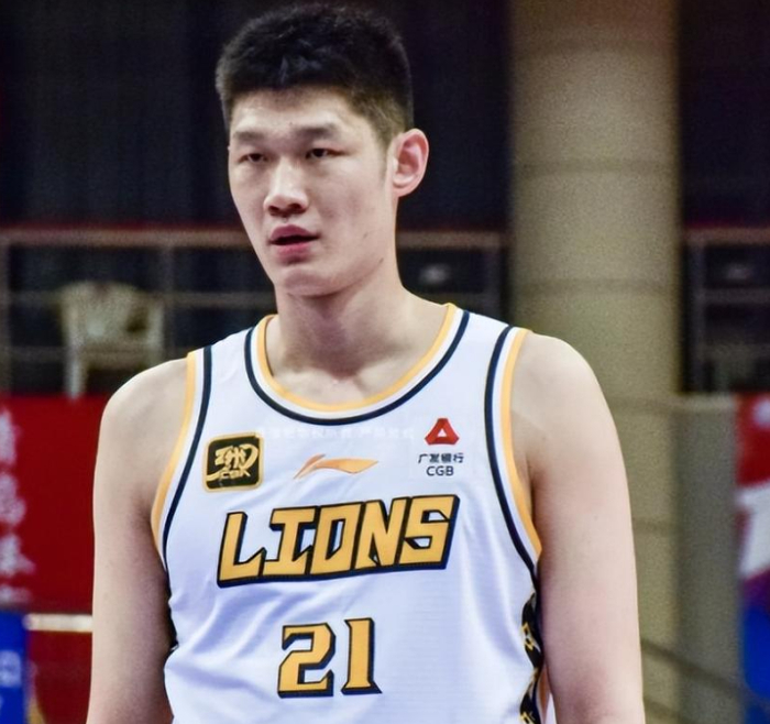 南京同曦内讧崩盘广厦核心重伤广东德比神反转