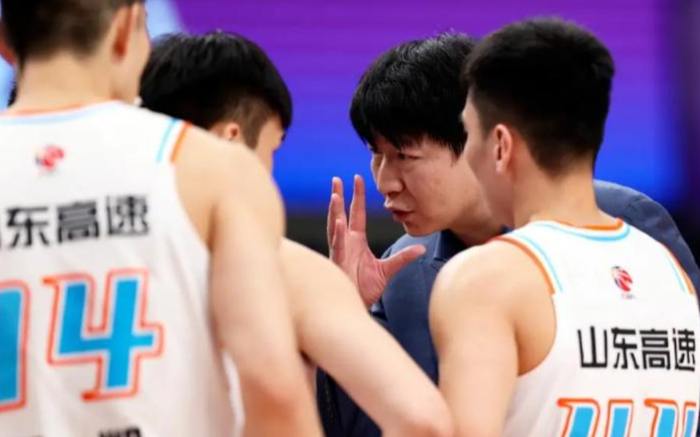 南京同曦内讧崩盘广厦核心重伤广东德比神反转