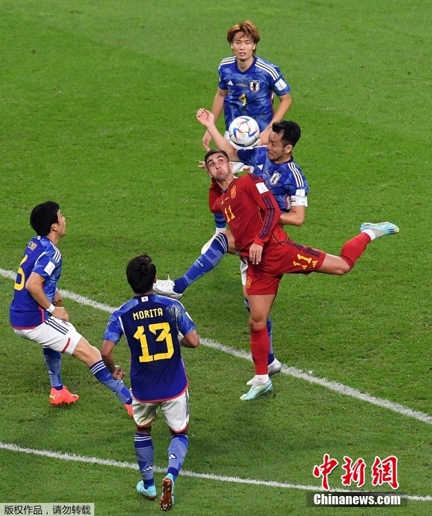 日本队逆转西班牙晋级16强 亚洲之光再创辉煌