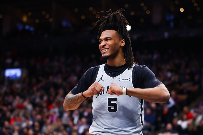 文班亚马41+16率队大胜公牛 创多项历史纪录