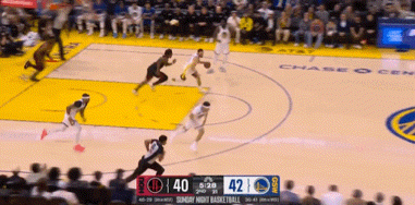 库里复出首战力挽狂澜勇士险遭火箭绝杀